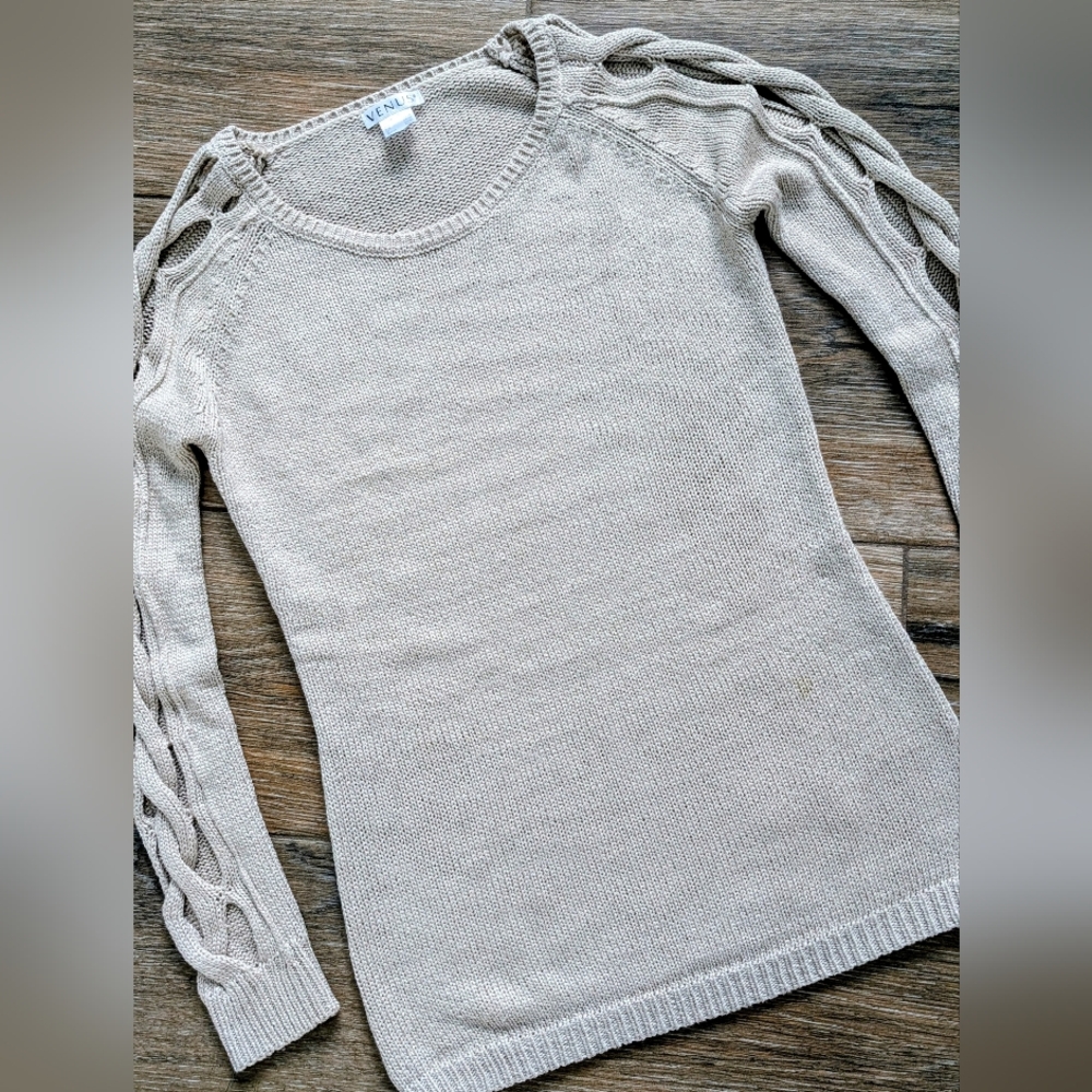 VENUS Beige Sweater Tunic with Cut-out Sleeves